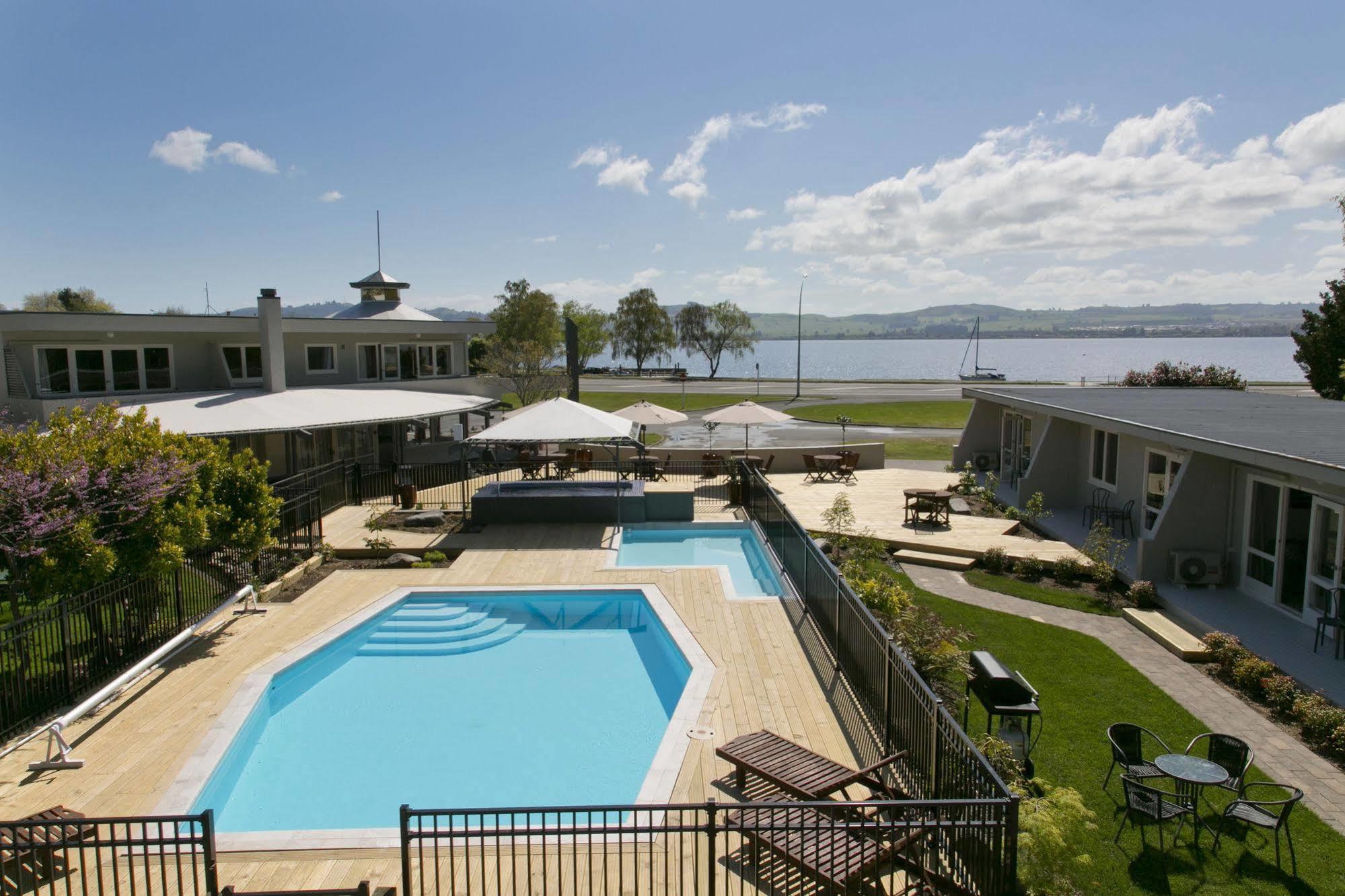 Anchorage Resort Taupo Nz Esterno foto